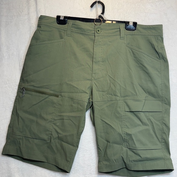 MEC Cargo Shorts Mens Size 38 Army Green Hiking Gorpcore Nylon Walking - Picture 1 of 13